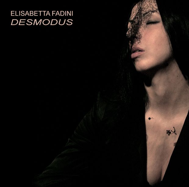 Desmodus -cover con Elisabetta Fadini